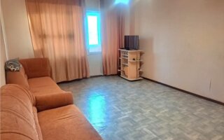 Продажа 1-комнатной квартиры, 49 м²