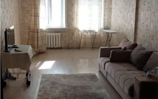 Продажа 1-комнатной квартиры, 49 м²
