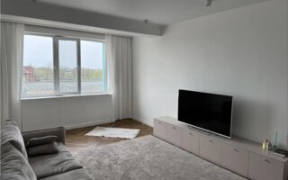 Продажа 2-комнатной квартиры, 66.4 м²