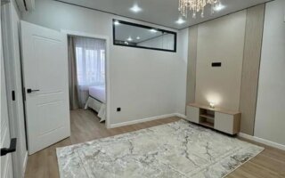 Продажа 3-комнатной квартиры, 40 м²