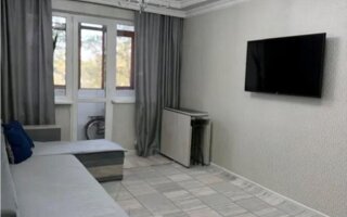 Продажа 3-комнатной квартиры, 60 м²