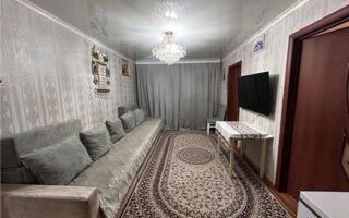 Продажа 4-комнатной квартиры, 60 м²