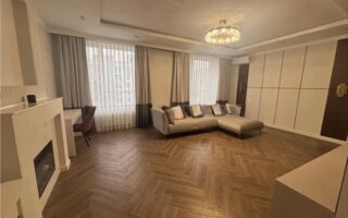 Продажа 4-комнатной квартиры, 134 м²