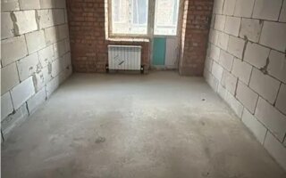 Продажа 1-комнатной квартиры, 37.8 м²