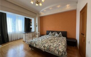 Продажа 3-комнатной квартиры, 100 м²