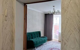 Продажа 3-комнатной квартиры, 60 м²
