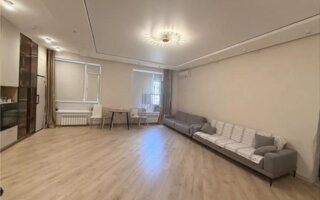 Продажа 3-комнатной квартиры, 97.7 м²