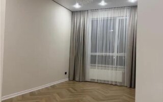 Продажа 1-комнатной квартиры, 42 м²