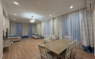 Продажа 3-комнатной квартиры, 144 м²