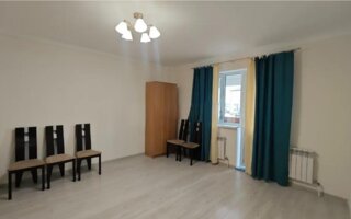Продажа 1-комнатной квартиры, 47.7 м²