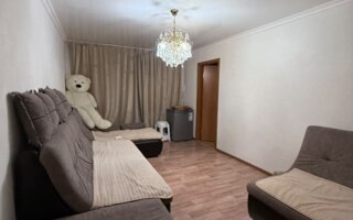 Продажа 3-комнатной квартиры, 47.3 м²
