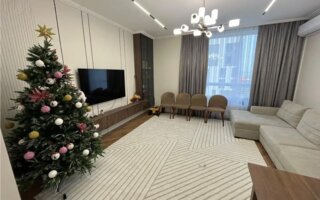 Продажа 3-комнатной квартиры, 93 м²