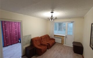 Продажа 3-комнатной квартиры, 51 м²