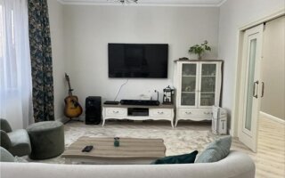Продажа 4-комнатной квартиры, 154 м²