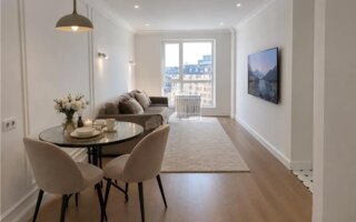 Продажа 2-комнатной квартиры, 52 м²
