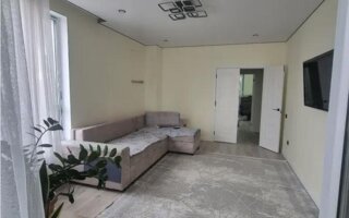 Продажа 2-комнатной квартиры, 65 м²