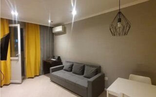 Продажа 1-комнатной квартиры, 41.4 м²