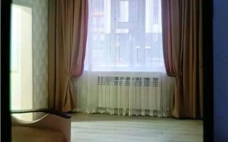 Продажа 1-комнатной квартиры, 42 м²
