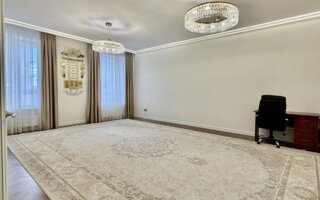 Продажа 3-комнатной квартиры, 118.3 м²