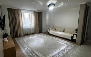 Продажа 3-комнатной квартиры, 108 м²