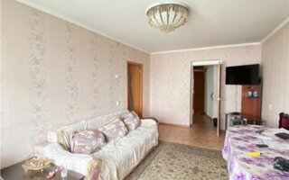 Продажа 3-комнатной квартиры, 63.6 м²