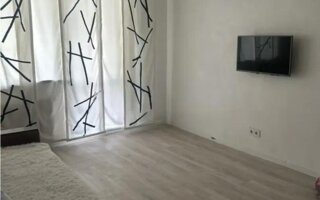 Продажа 1-комнатной квартиры, 35 м²