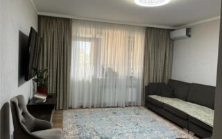 Продажа 3-комнатной квартиры, 87 м²
