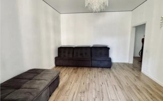 Продажа 3-комнатной квартиры, 89.6 м²