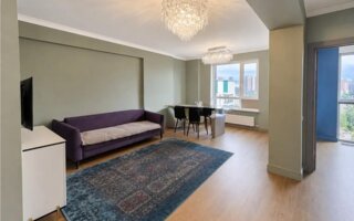 Продажа 3-комнатной квартиры, 77 м²