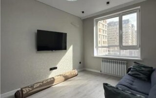 Продажа 3-комнатной квартиры, 73.7 м²