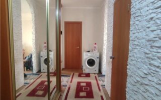 Продажа 3-комнатной квартиры, 57 м²