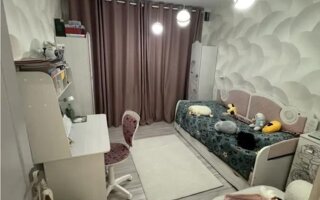 Продажа 4-комнатной квартиры, 82.6 м²