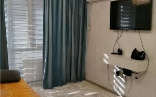 Продажа 1-комнатной квартиры, 42 м²