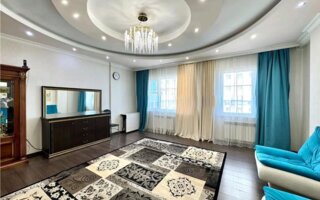 Продажа 3-комнатной квартиры, 137 м²