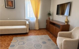 Продажа 4-комнатной квартиры, 106 м²