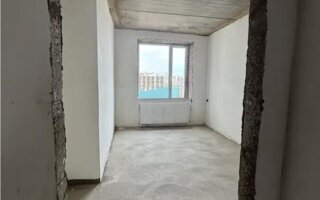 Продажа 3-комнатной квартиры, 77 м²