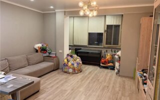 Продажа 2-комнатной квартиры, 57.2 м²