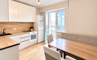 Продажа 2-комнатной квартиры, 56 м²