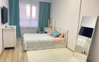 Продажа 1-комнатной квартиры, 43 м²