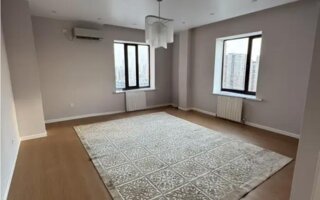 Продажа 3-комнатной квартиры, 137.3 м²