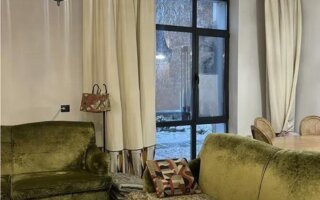 Продажа 2-комнатной квартиры, 80 м²
