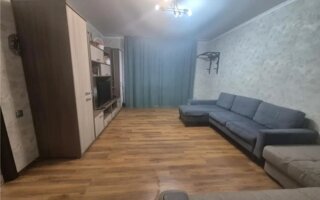 Продажа 3-комнатной квартиры, 93.9 м²