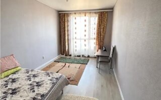 Продажа 1-комнатной квартиры, 43.2 м²