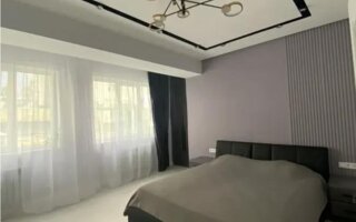 Продажа 4-комнатной квартиры, 130 м²
