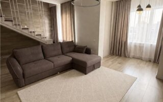 Продажа 4-комнатной квартиры, 132 м²