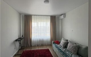 Продажа 1-комнатной квартиры, 42 м²