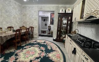 Продажа 2-комнатной квартиры, 56 м²