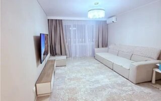 Продажа 2-комнатной квартиры, 67.4 м²