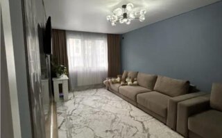 Продажа 3-комнатной квартиры, 90 м²