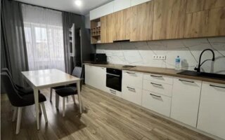 Продажа 1-комнатной квартиры, 52.8 м²